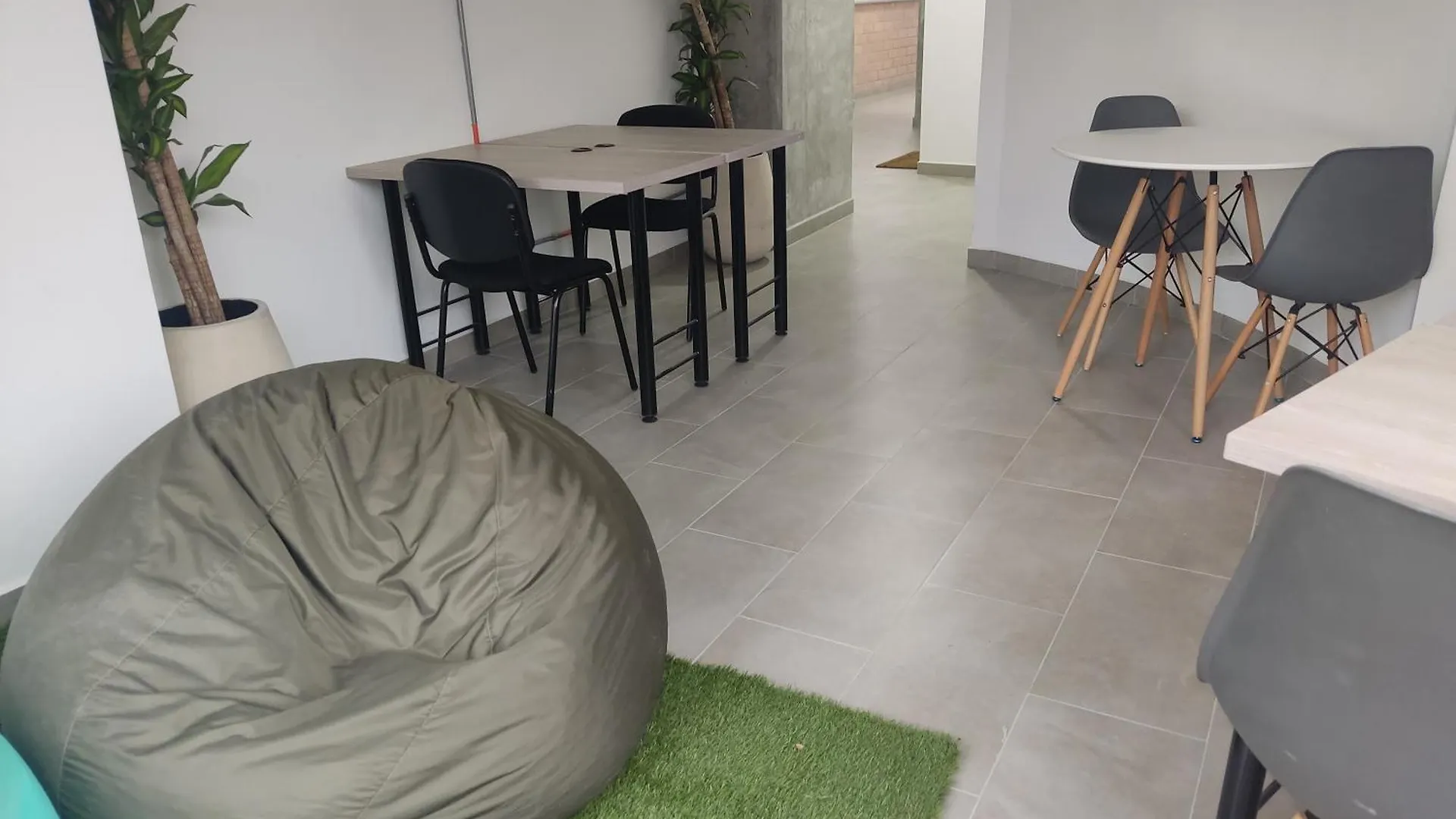 Moderno Y Agradable Apartaestudio En El Centro De Medellin location